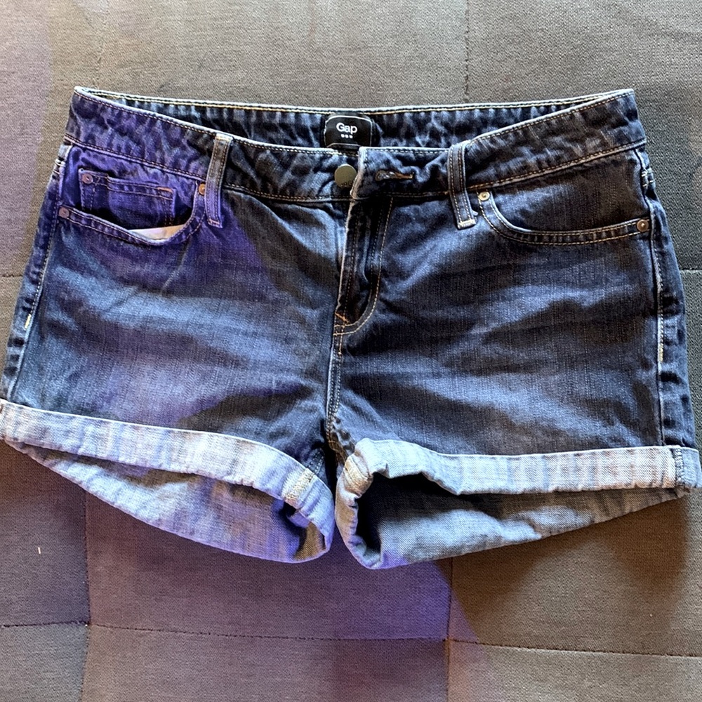 Gap women’s cuffed jean shorts